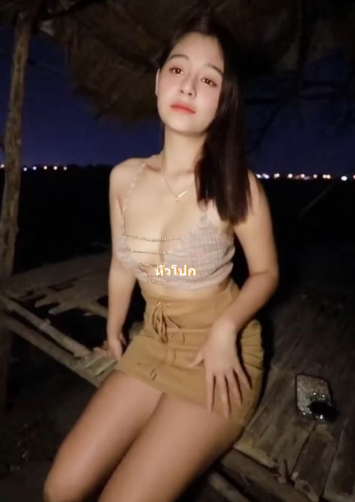 OnlyFans น้องมินตราสาวน่ารัก จัดคากระท่อม
