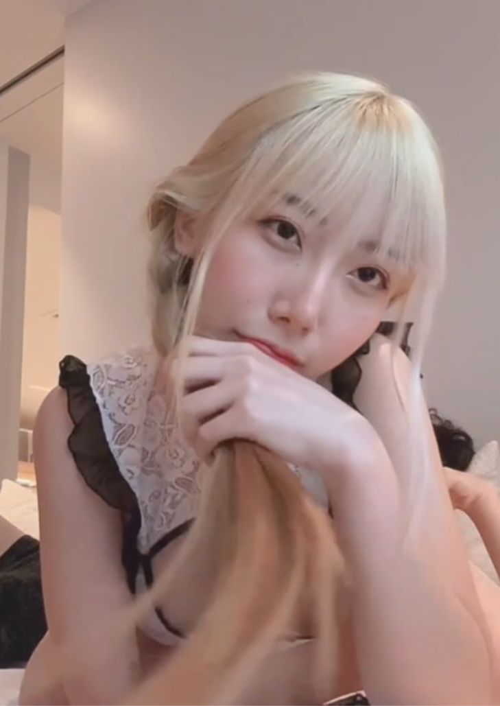 น้องฮาย highsstn สาวหุ่นบางโชว์เสียว อมควยแฟนหนุ่มอย่างแจ่ม ก่อนโดนแตกใน