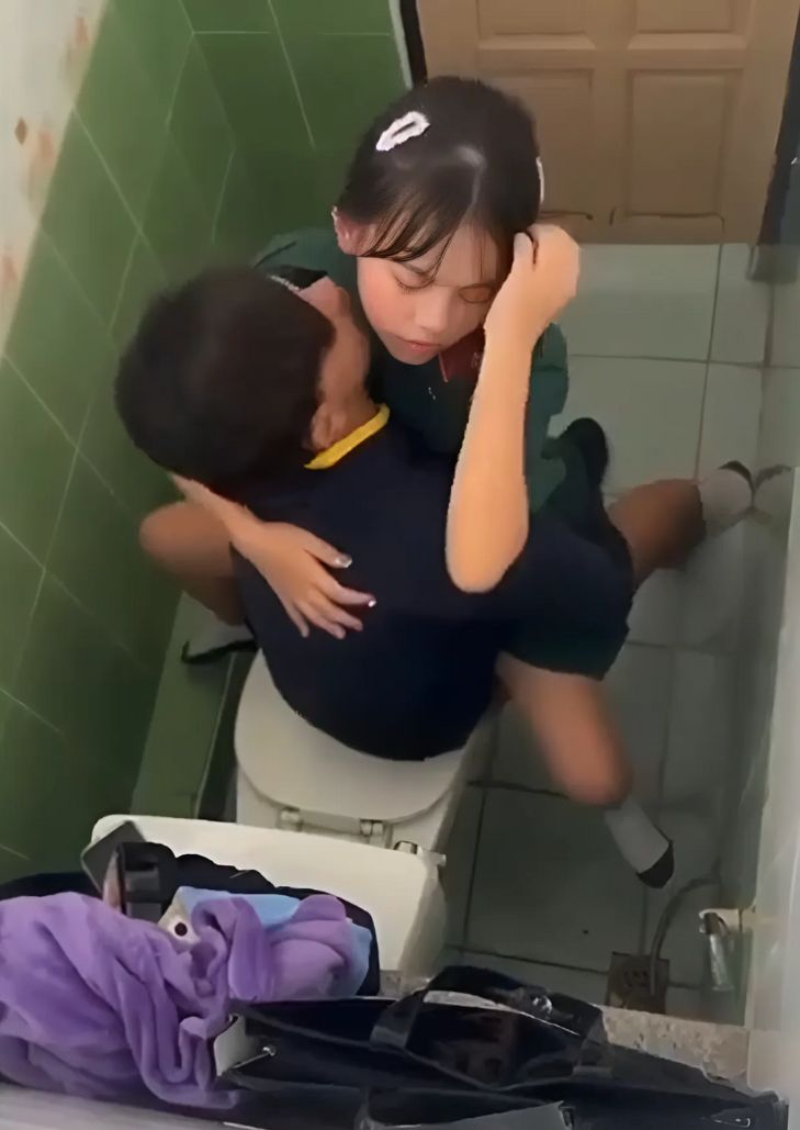 คลิปหลุดสาวมอต้น เมาคลีล่าสัตว์ เนตรนารีล่าควย