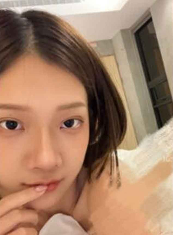 ดาวโป๊จีนผมสั้น Zhen禎 น้องเซนผมสั้น งานเย็ดคู่เทพเย็ดดุ