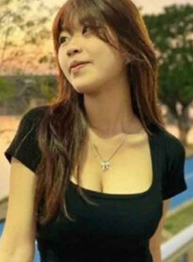 คลิปหลุดทางบ้าน แฟนสาวหุ่นโคตรเด็ด เย็ดไปบีบนมไป