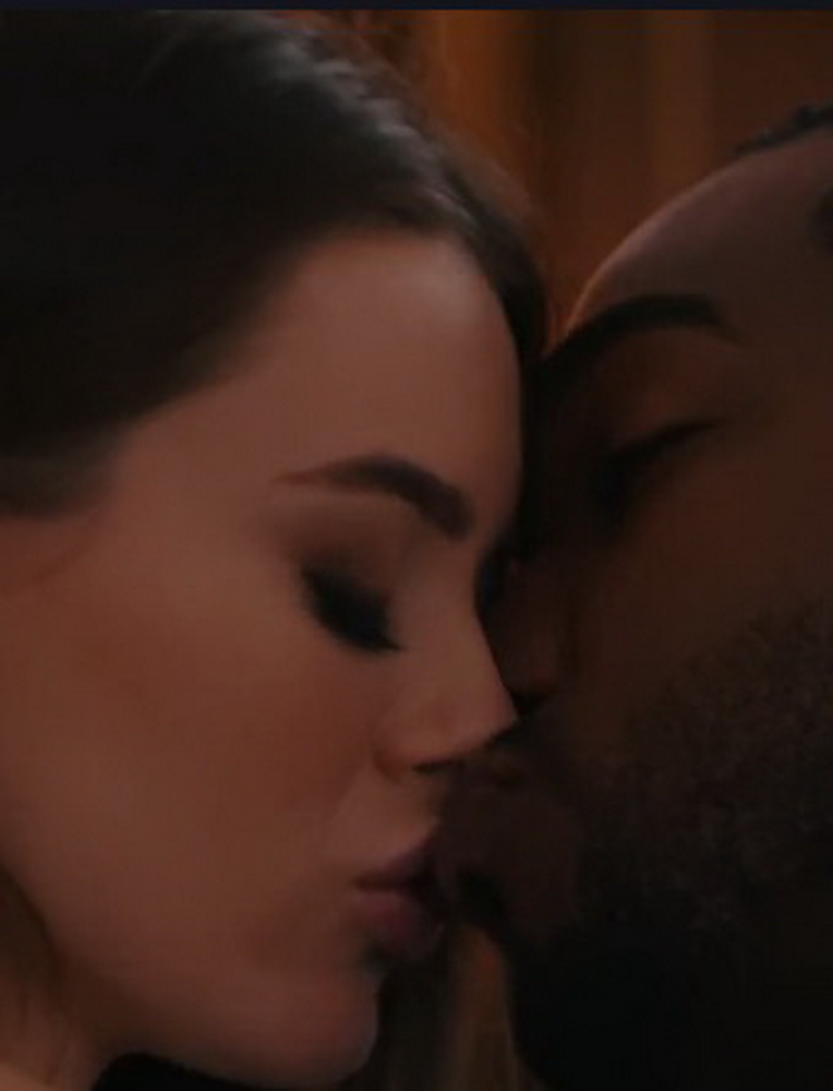 Lana Rhoades Anal Encounter