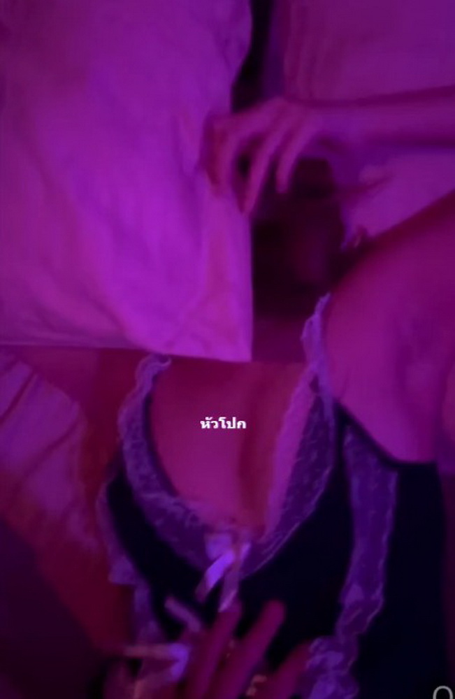 onlyfans pitchytd ตัวเล็กขาวหมวยแต่งชุดเมด จับเย็ดท่าหมา โดนเด้าหี