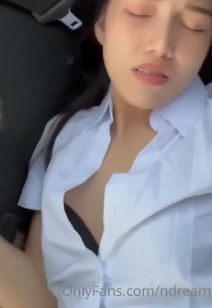 Onlyfans Ndream เย็ดถลกกระโปรงเย็ดคาชุดนิสิต เสียบหีมิดลำ