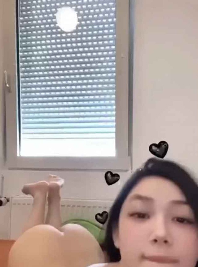 คลิปหลุด หีสวยแบบนี้เลยโดนผัวกระหน่ำเย็ดหีน้ำควยแตกใน